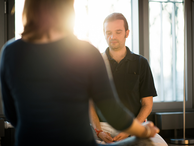 Meditation im Sonnenlicht - Integrative Psychotherapie - Immanuel Medizin Zehlendorf