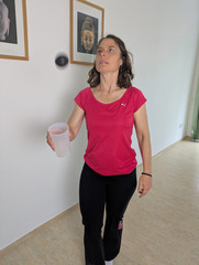 Violetta Minx zeigt eine Balanceübung Violetta Minx zeigt eine Balanceübung